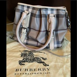 Burberry tote